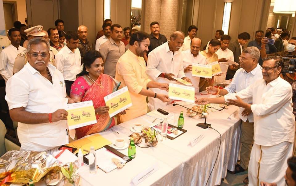 vakillakshmi's tweet photo. #Swadesh_Darshan
#Tourism_Development
#AzadiKaAmritMahotsav
Headed by Hon’ble @kishanreddybjp ,@DrTamilisaiGuv @CM_Puducherry in presences for Speaker,Ministers,People’s Representatives and Officials https://t.co/zlT5xylV37