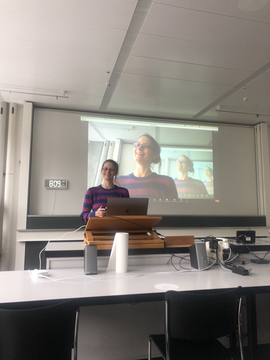 ellensoeters's tweet photo. Needless to say, the block course is going very well ð #blockcourse #zoozurich @UZH_en @TheNudeApe @KathelijneKoops https://t.co/MUGaMAEHkp