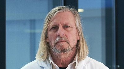 PLOS flags nearly 50 papers by controversial French COVID researcher for ethics concerns retractionwatch.com/2022/12/13/plo…