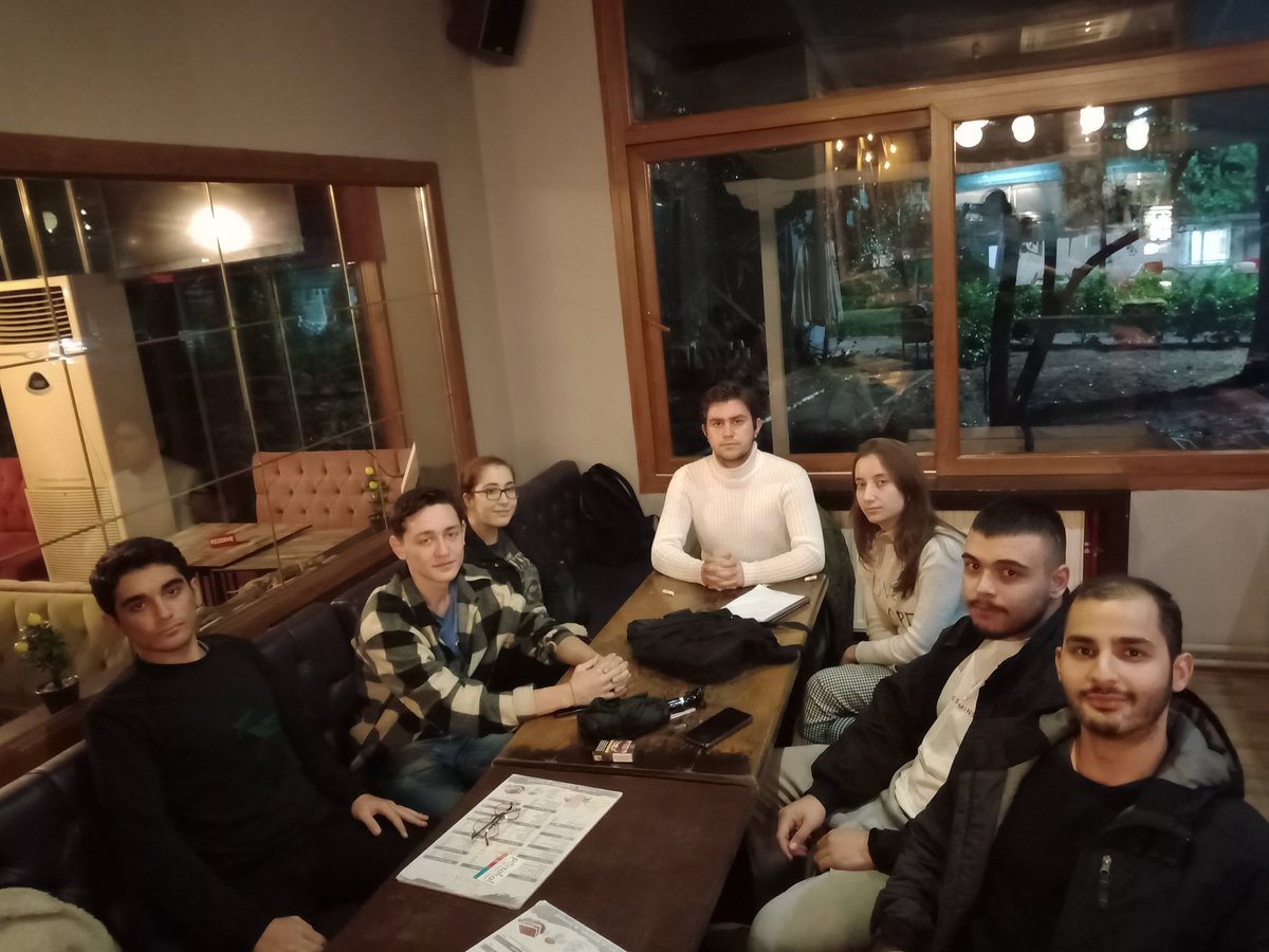 Atatürkçü Düşünce Topluluğu olarak önümüzdeki günlerde yapacağımız çalışmaların hazırlıkları için ADT YK bir araya geldi. Bu etkinlikler için bizlerden haber bekleyin.

Ege'de yanlız değilsin çünkü @ege_adt  var.