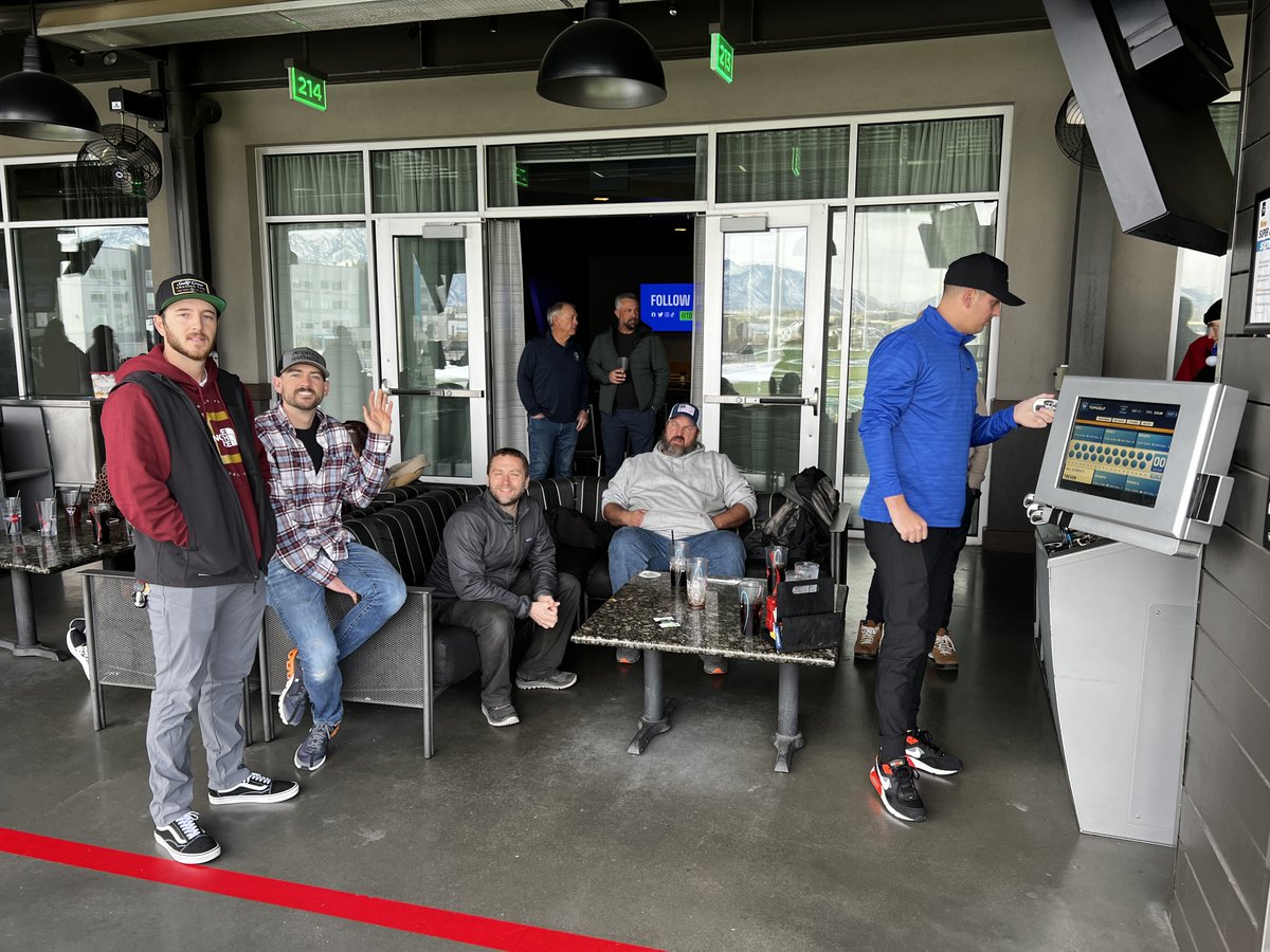 fusionimaging's tweet photo. Holiday Party 2022!! Our Team has worked so hard this year, and it was great to spend an afternoon at @topgolf. We have had an incredible year and are looking forward to 2023!

#Fusioniamging #VomelaCompanies #TopGolf #Grateful https://t.co/srqJAMagi7