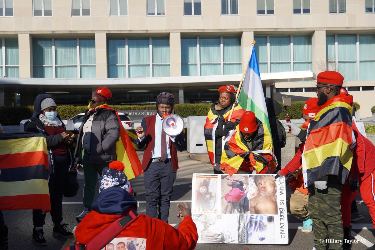 hillarytaylorvi's tweet photo. #USAfricaLeadersSummit22 despot Museveni protest in Washington DC. https://t.co/R8qN99NnNp