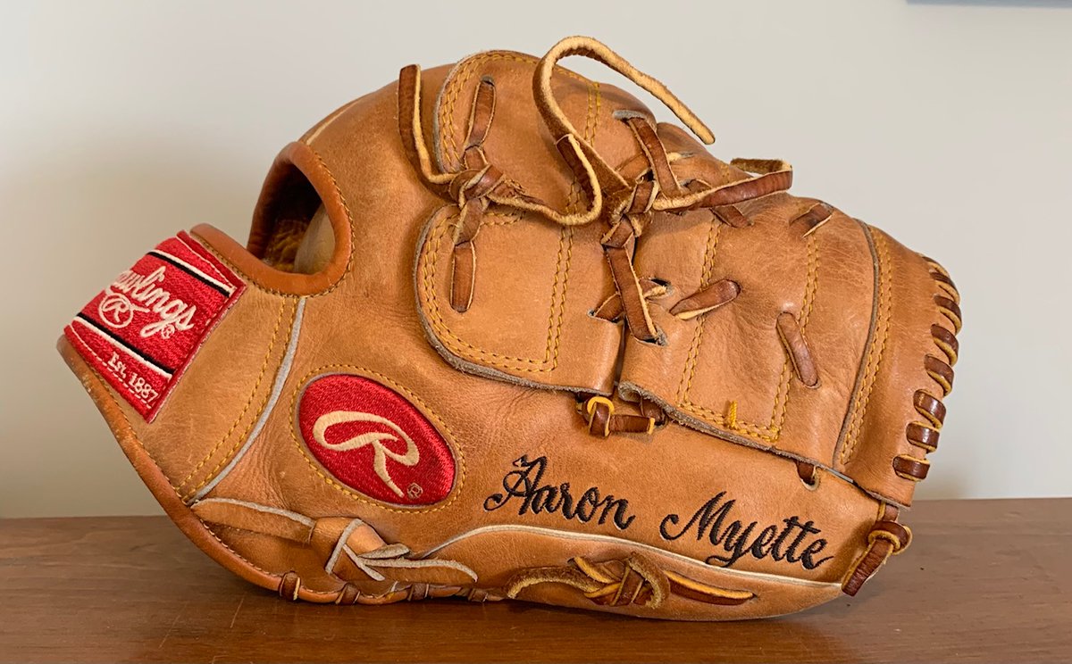 CDNBaseballHOF's tweet photo. A great addition for our collection arrived today. @AaronMyette's glove from his time with Texas. Aaron pitched 10yrs of pro baseball from 1997-05, 2008. Currently he's the head coach of the @BaseballCANWNT with @baseballcanada. https://t.co/7sztuH9sNP