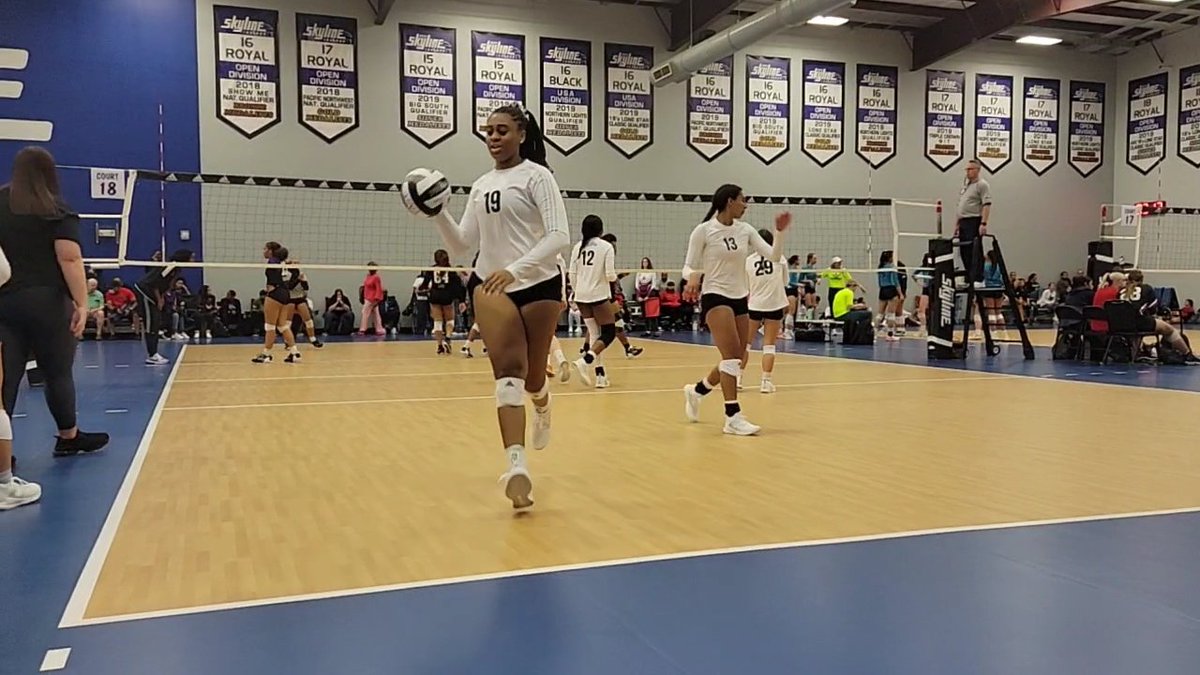 breana_vb's tweet photo. Great start to the beginning of my final chapter of club. Going 5-1 in #fastwarmup taking 2nd place in the goldbracket felt great. Amazing things ahead this season. @avatxvolleyball @RecruitAVATX #goldbracket18club #Avatx18attack https://t.co/RmZMO6E4WW
