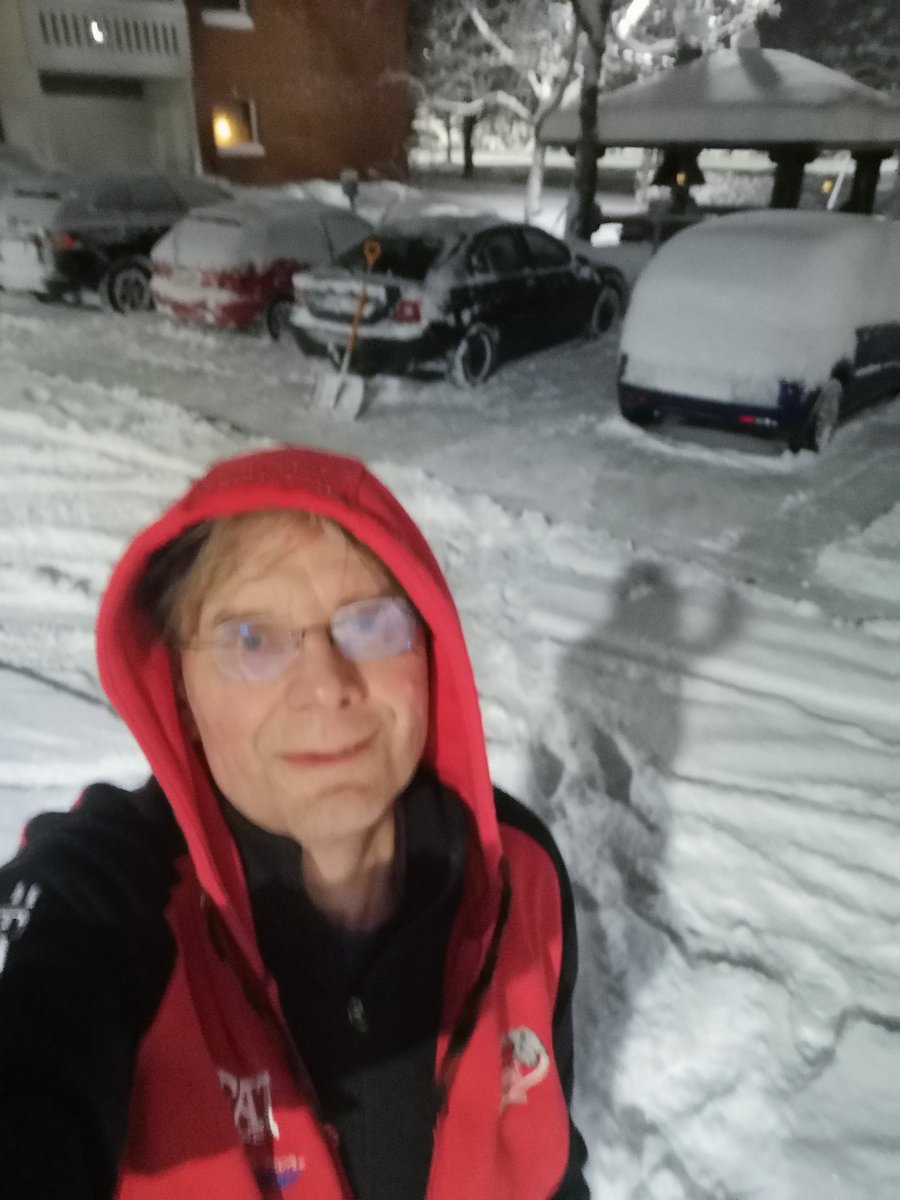 JuhaTenhonen's tweet photo. #lumityöt #snowwork https://t.co/LQJ0LcW4TI