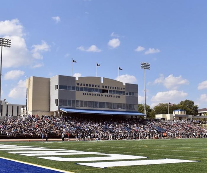 Blessed to receive an offer from Washburn University <a href="/CoachMLuke/">Malen Luke</a> <a href="/NewEraGrind/">Coach Ced Dickerson</a> <a href="/NGHSFootball/">North Gwinnett Football</a>