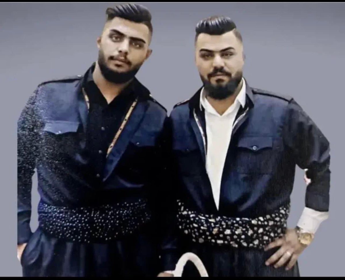 amjad_panahi's tweet image. امشب مهمه برای خانواده طەزادە ، پس برای این دو جوان، برای مهسا، برای نیکا و برای کسانی که در این مدت جانباختن ، لطفا حداقل امشب هشتگ بزنیم و دنیا را خبردار کنیم که دو جوان بیگناه و معترض به ج.ا فردا اعدام می‌شوند. 
#فرهاد_طه‌زاده
#فرزاد_طه‌زاده
#مهسا_امینی