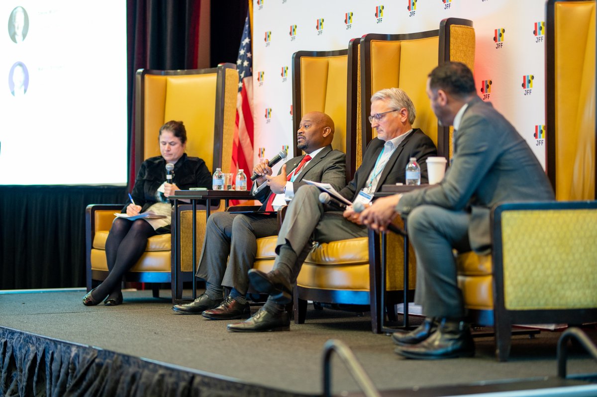 Successful sector partnerships require strong employer leadership and engagement. <a href="/CindyCisneros8/">Cindy Cisneros</a>, Xavier Beale, Steve Mullin &amp; <a href="/MartinWRodgers/">Marty Rodgers</a> discussed strategies to help #GoodJobsChallenge awardees develop and sustain engagement w/ employers. #GJC2022 <a href="/US_EDA/">EDA</a> <a href="/CommerceGov/">U.S. Department of Commerce</a>