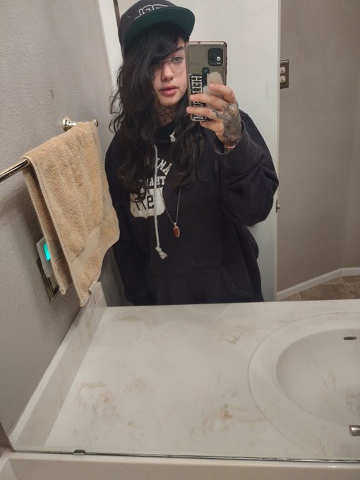 #s3rl forever :3 https://t.co/zXtMQrJ3Rl<a href="/tag/s3rl"class="tags">#s3rl</a>