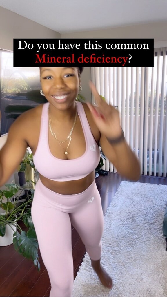 rasheetajoy's tweet photo. Still don’t know this dance but getting better.

Iodine deficiency is a very common mineral deficiency. We need Iodine to make thyroid hormones, which regulate our metabolism. Metabolism is how our body turns food into energy. Don’t forget to take your s… https://t.co/73YVIRmBdC https://t.co/XL6I606IJz