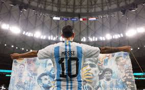 Mingoutsocial_'s tweet photo. The only time no one is complaining about things getting too messi. 
#ARGCRO https://t.co/w0I8hhiEOq