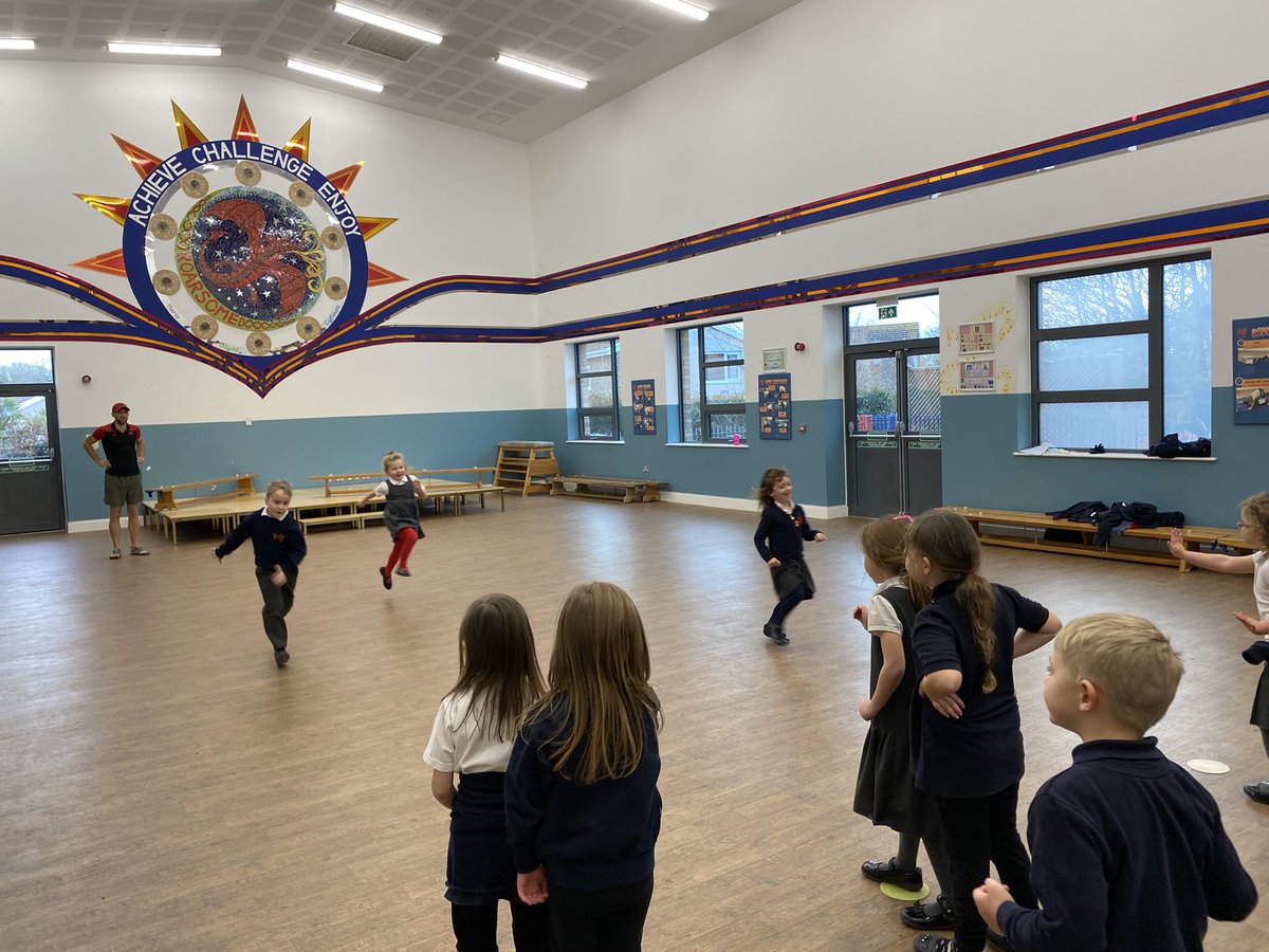ysgolyddraig's tweet photo. #YYDfonmon absolutely loved their session with @ForcesFitness today! Diolch Paul! #YYDwellbeing https://t.co/XiVCekFax5