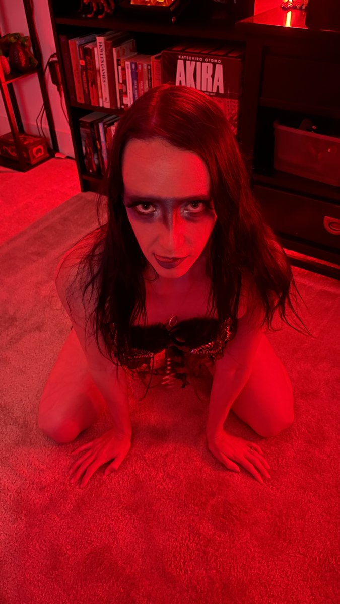 Angela the Hobby Daemonette FREE OF 💜 on Twitter "What am I thinking