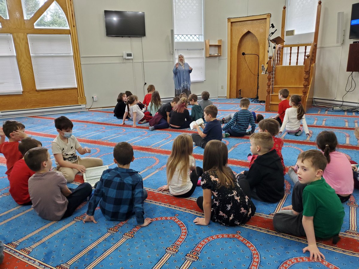 NancyFitz35's tweet photo. My Grade ones were lucky enough to visit the Mosque on Logy Bay rd today. It was such authentic experience! A big thank you to all who made this possible! @HTE_K4 @RMitchell_HTE @NLESDCA https://t.co/0eiHy8OWmw