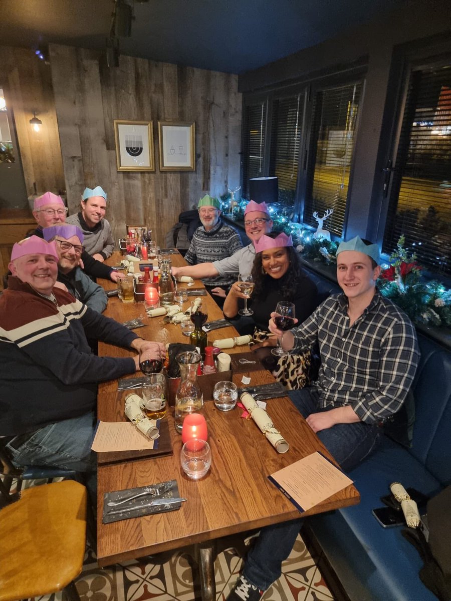 Colin_Codelocks's tweet photo. Christmas Hat Brigade at the South Central Community Hub @gai_UK https://t.co/uhGk5zYJr2
