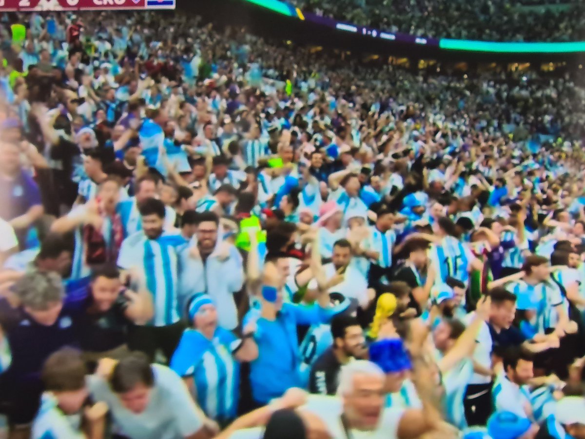 luisbremer's tweet photo. Goooooooooooollllllllll
Argentina 2 
Croacia 0
#ArgentinaVsCroatia 
#Qatar2022 https://t.co/cnSRSOS1jG