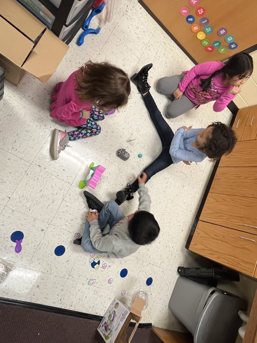 Elizabeth Tackett tweet media