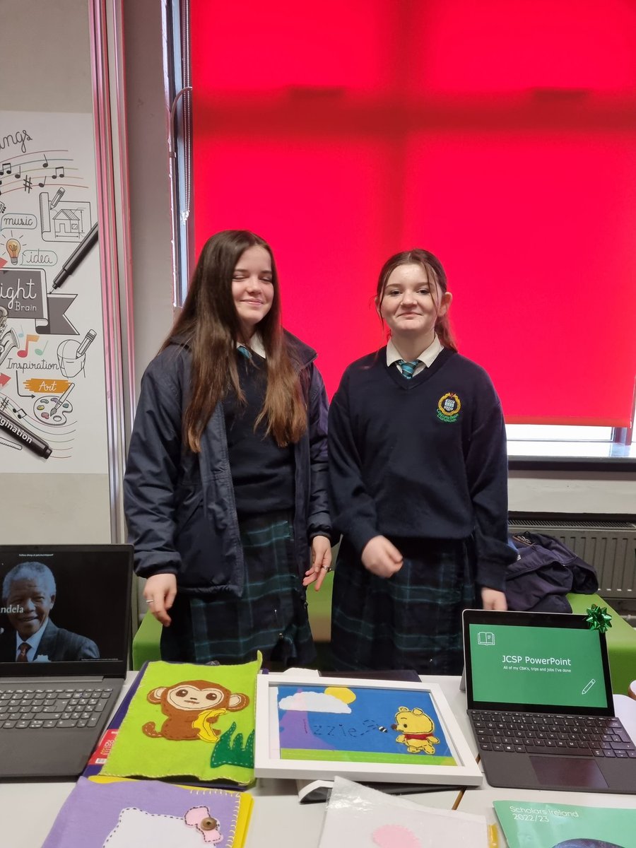 Stephen Jones tweet media