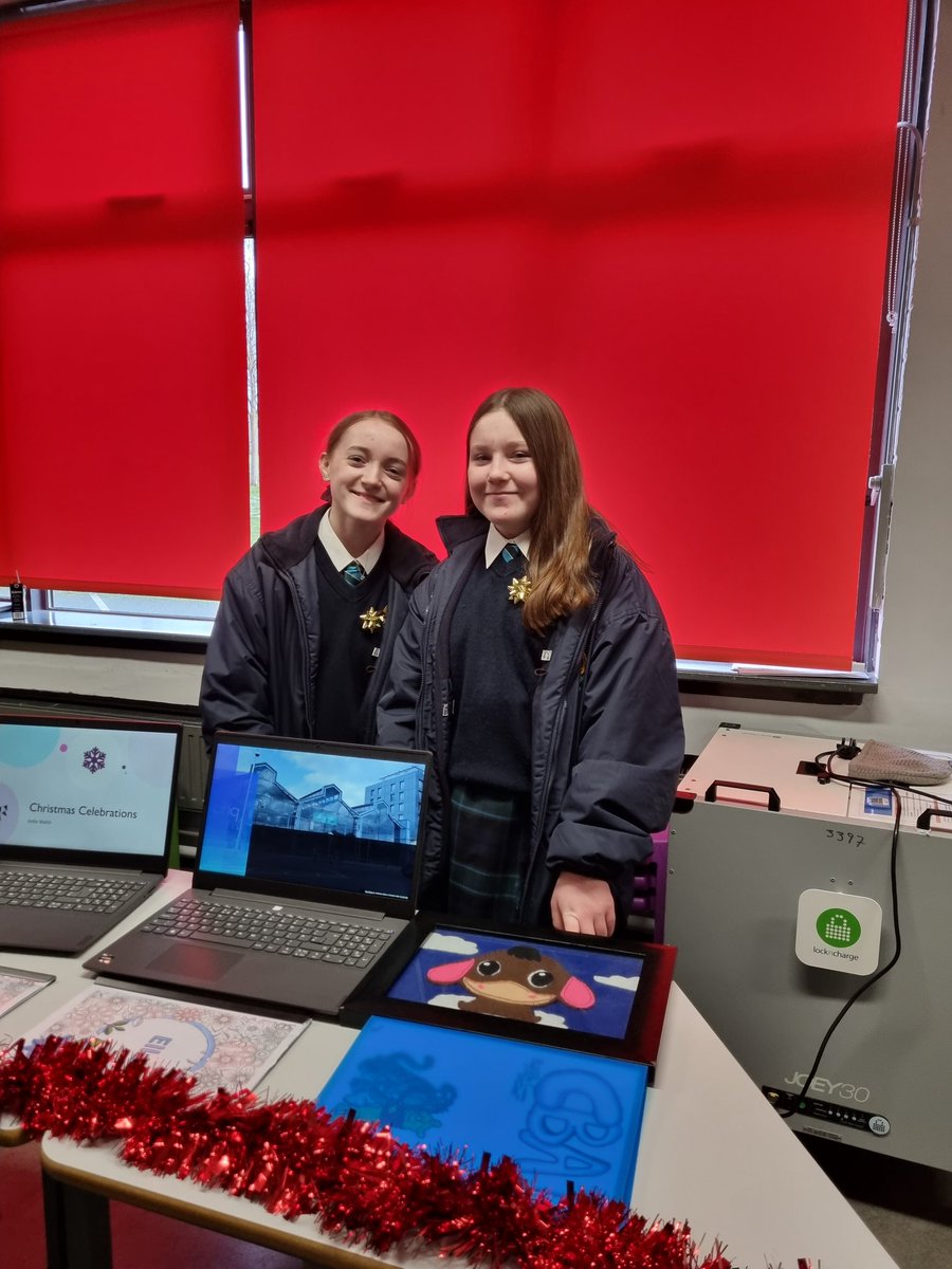 Stephen Jones tweet media