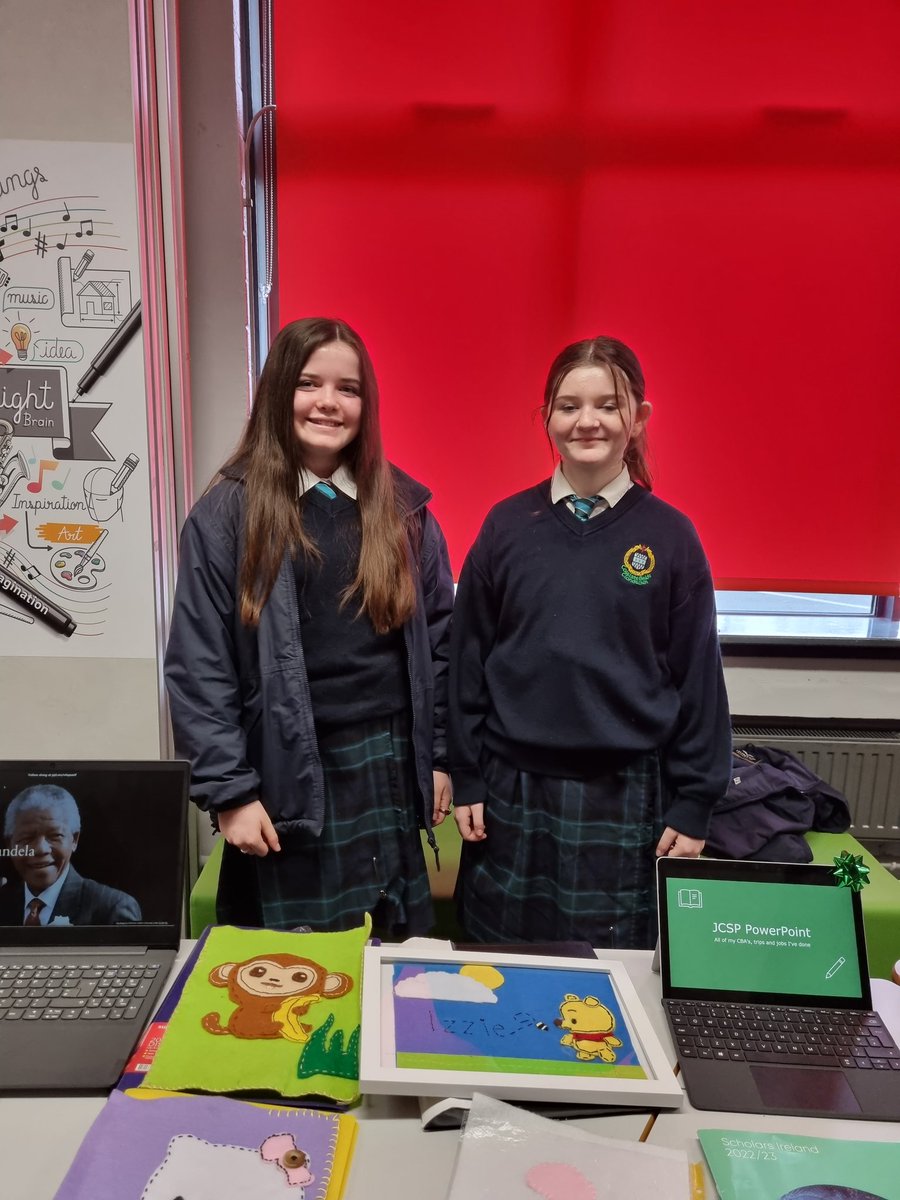 Stephen Jones tweet media