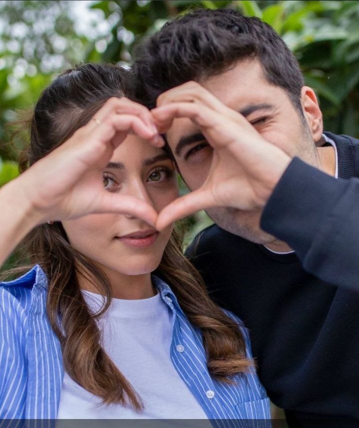 amou a harmonia e parceria deste dois maravilhoso atores #SılaTürkoğlu #DoğukanGüngör