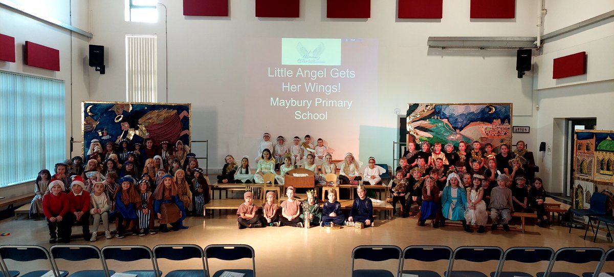 Maybury_School's tweet photo. Our Year 1, 2 and 3 children performed in their fabulous nativity today in front of their family and friends. What a fantastic performance! 🎄🌟🐫👑🐑👼 @HumberEdTrust https://t.co/WEQoCVHQvy