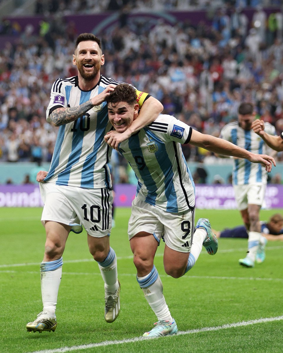 These two 🥰

#FIFAWorldCup | #Qatar2022