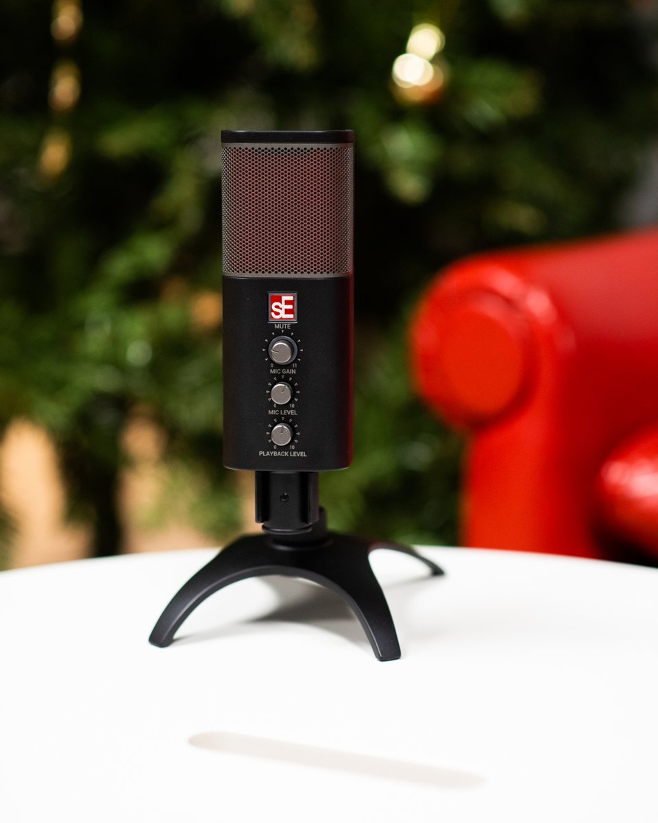 impulsemusicco's tweet photo. Gift idea! 🎙️
Microphones can be used for recording music, podcasts, karaoke and much more!
Check out our website to find the best microphone brands: SE , Shure, AKG, Sennheiser 
.
#microphones #musicstore #musicgear #recordingsongs #karaoketime #singlive #mic #semic https://t.co/9mqy1q5B7Y