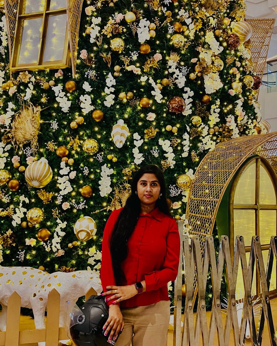 Jhalinyjoka's tweet photo. Christmas ❤️ One Galle Face ❤️🇱🇰 https://t.co/o73viduj5h