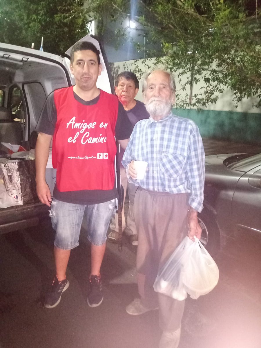 amigosenelcamin's tweet photo. Reco Lunes 💞💞
#Cambiamosindiferenciaporamor
#Recorridasnocturnas
Gracias por ayudarnos a ayudar 🙌
https://t.co/2c4y69FtNq
NECESITAMOS COCINERAS/OS Tambien podes colaborar con la Campaña de #PanDulces
https://t.co/gt9wYdLSV2 https://t.co/yj9Tf9Pxmw