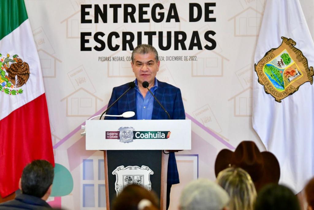 mrikelme's tweet photo. 📜✅ Hoy, después de años de esfuerzo y trabajo, 235 familias nigropetenses obtuvieron la certeza jurídica de su patrimonio. (1/3) https://t.co/7jeFoJzHCX