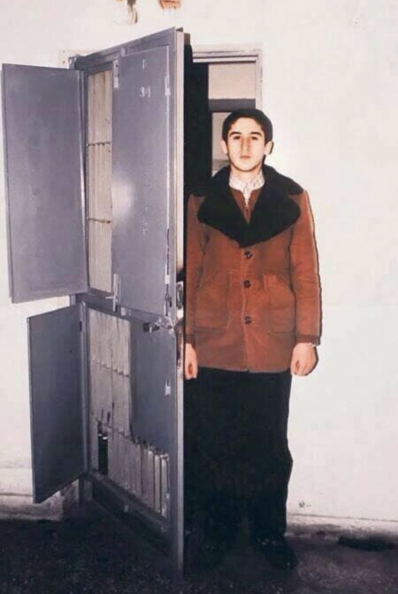 Yiğit Yürek böyle birşeydir #ErdalEren 
17 yaşında bir başına kaldırdığı Memleket sevdasıyla devrin daim