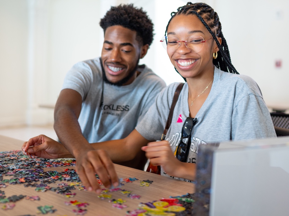 Guess what's back? Puzzlelicious! Puzzle your heart out Friday, Dec. 16 + Saturday, Dec. 17 with Puzzlelicious at SAM. From 12 pm – 4 pm, enjoy an afternoon of puzzling, chess, sudoku, yo-yoing, and more! FREE for Members &amp; free with Museum Admission for Not-Yet Members.