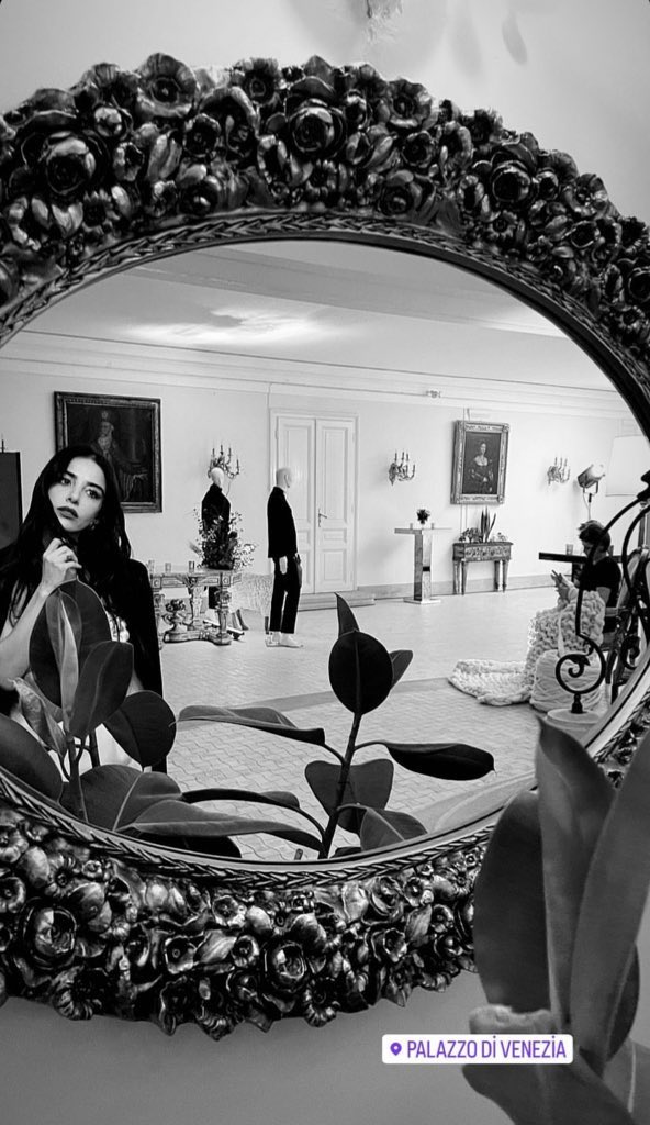 Özge Gürel yeni bir hikaye paylaştı.💖 

#ÖzgeGürel