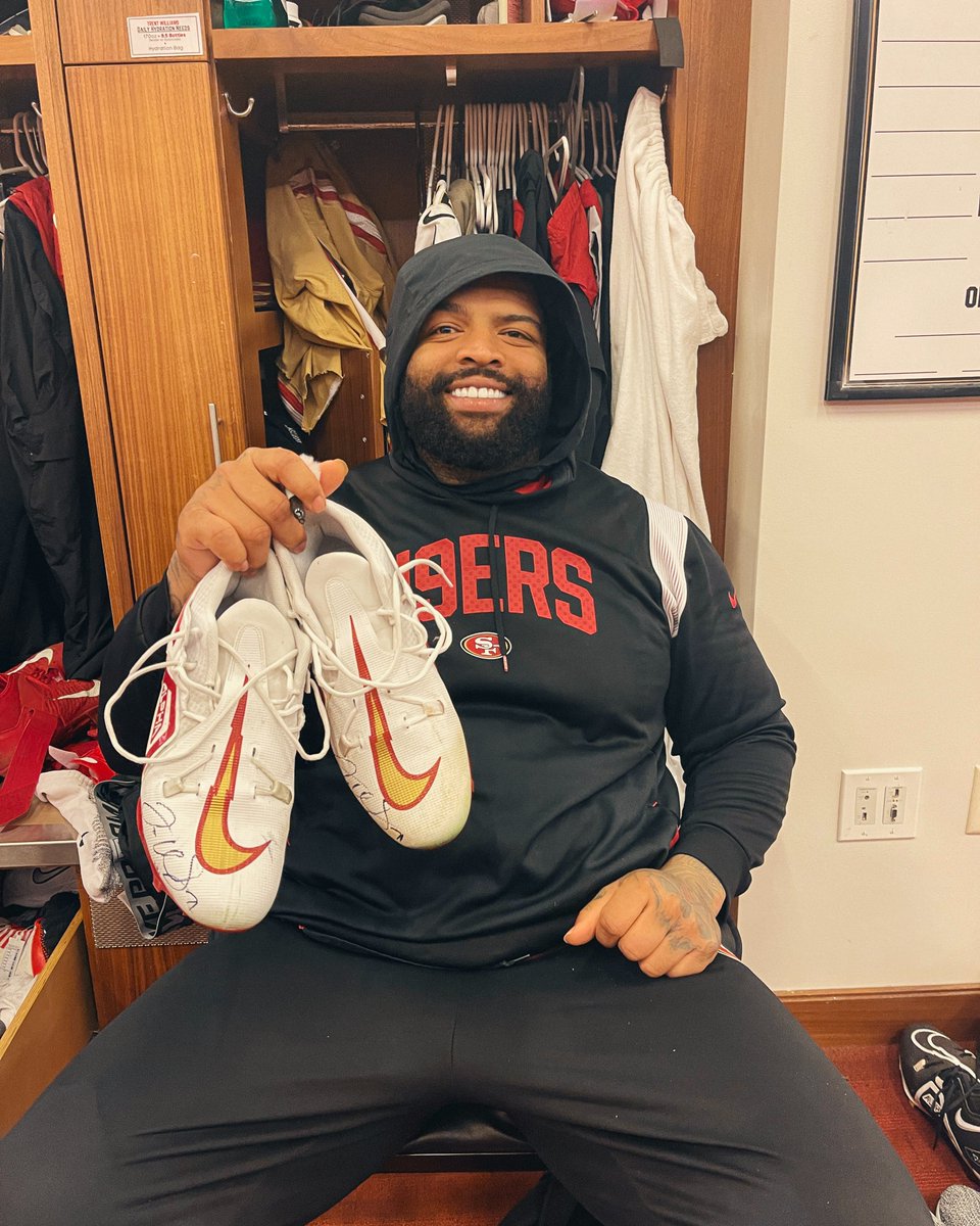 San Francisco 49ers (@49ers) on Twitter photo RT for the chance to win a pair of signed cleats from <a href="/TrentW71/">Trent Williams</a>! #ProBowlVote
No purchase necessary. Official rules: 49rs.co/pbgsweeps RT for the chance to win a pair of signed cleats from <a href="/TrentW71/">Trent Williams</a>! #ProBowlVote
No purchase necessary. Official rules: 49rs.co/pbgsweeps