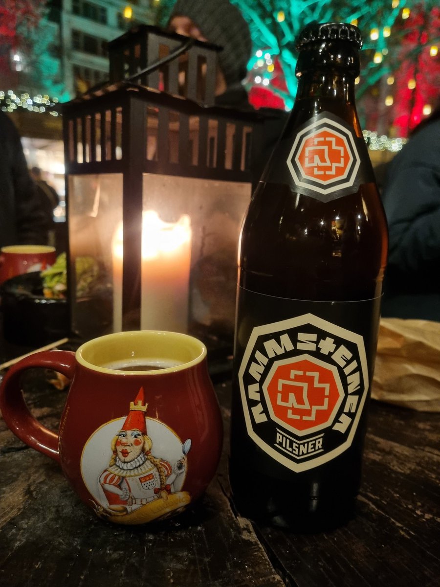 Et Hajni uss Wycombe 🏃‍♀️ 🚣‍♀️ ✈ ⚽️ (@nissesmor) on Twitter photo 