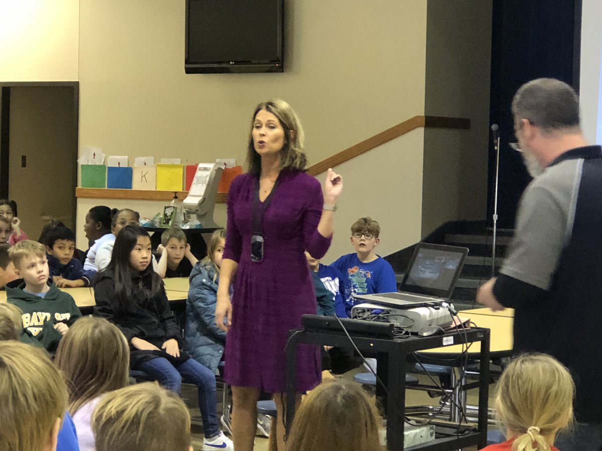 callahanclass's tweet photo. A big thank you to Angela Buchman for coming out to talk to the third grade! What a great speaker! @WoodbrookCCS https://t.co/LfFFOQ2t3A