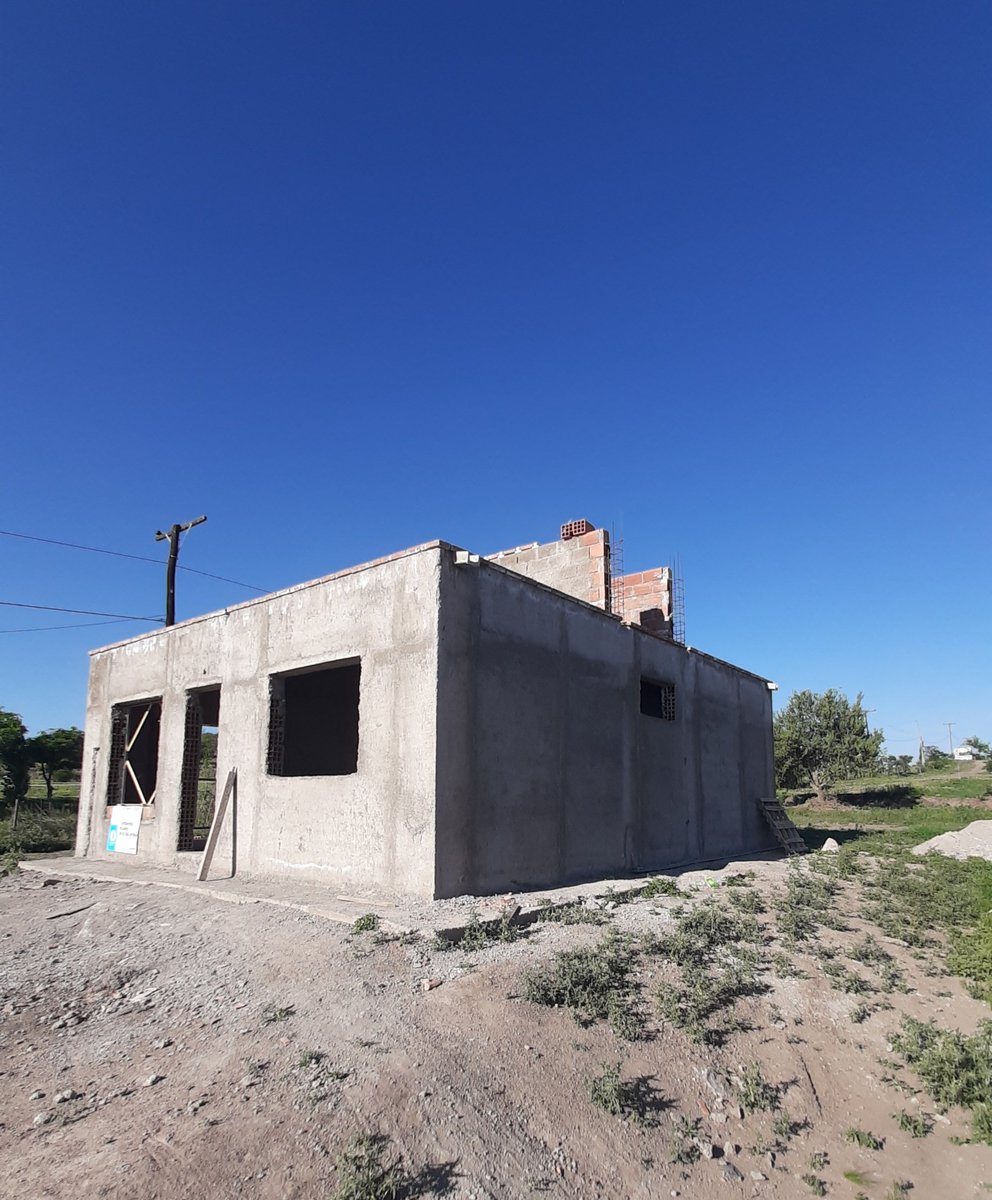 Jessica73259399's tweet photo. @CComplementario @Procrear @BcoHipotecario necesitamos un  crédito complementario para poder terminar nuestras casas, aquí comparto imágenes de mi vivienda aun sin terminar. https://t.co/7fcIxKBNaO