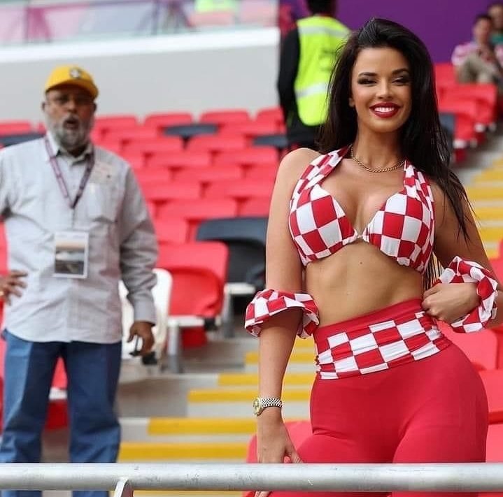 الرجال العجوز في حيرة بسبب نتيجة المباراة😂😂
#الأرجنتين_كرواتيا #Qatar2022