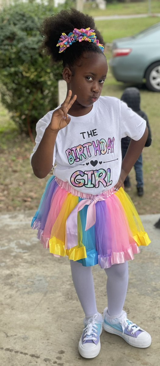 naeparks's tweet photo. My princess is 6 🥰🎉 https://t.co/XJ14SLHVMZ