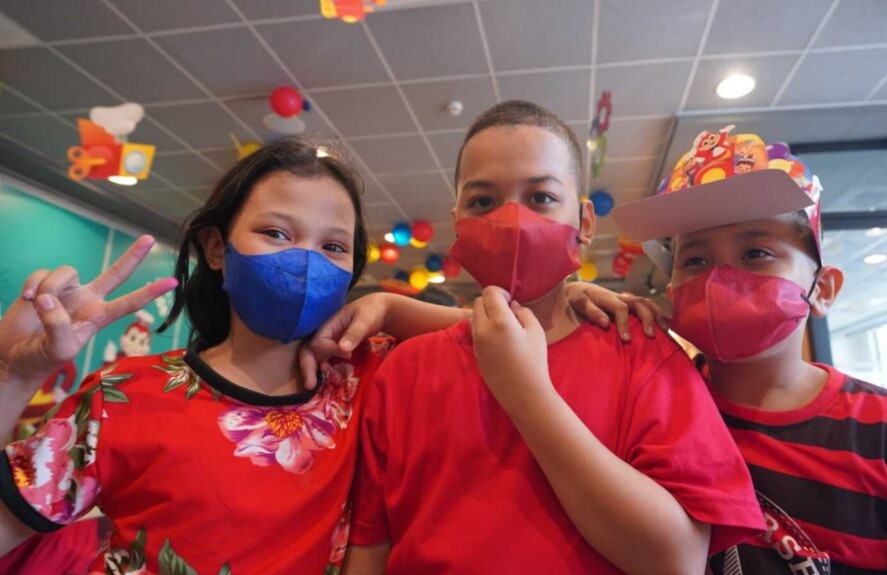 Look at the Christmas cheer sponsors like you are helping to supply children around the world! Thank you for your commitment to these kids who otherwise wouldn’t have a Christmas celebration!