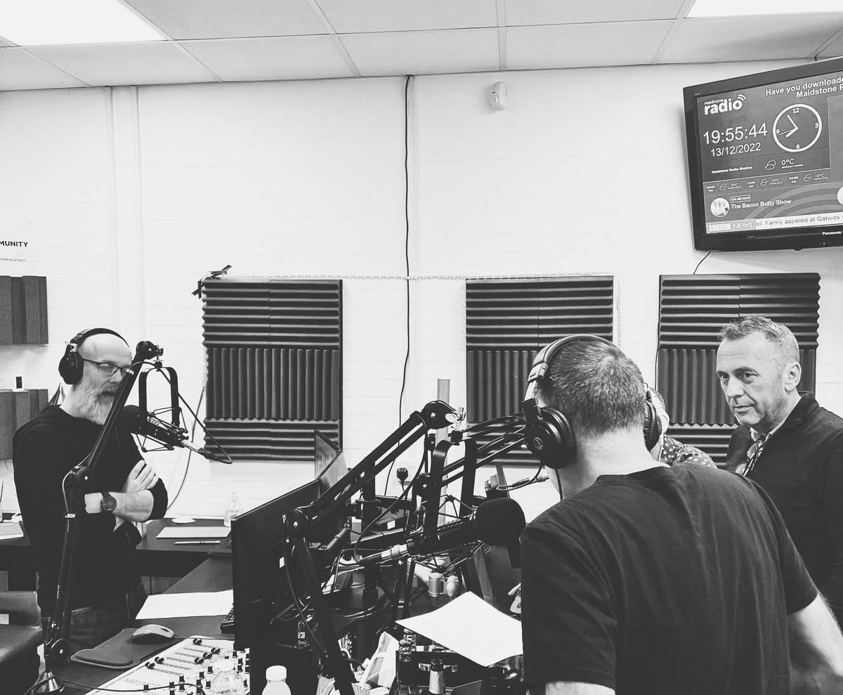 I am Live on Air NOW

@WeAreMaidstone 

Send a tweet for a shout out!!!