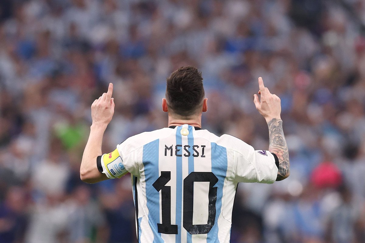 mundodabola's tweet photo. Como é bom ver um gênio jogar. Você é único, Messi. Obrigado por existir!

📸 @fifaworldcup_pt https://t.co/2CYg0qZN3W