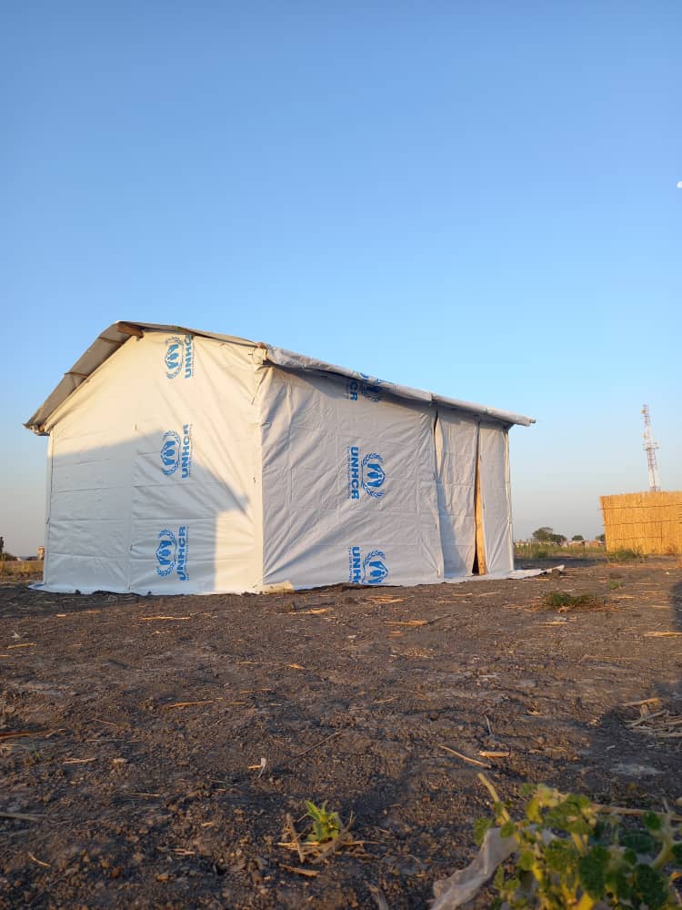 HopeRestoratio3's tweet photo. Ongoing Flooding in unity state that destroyed lives and properties, displaced families, #HRSS in partnership with @UNHCRSouthSudan are constructing over 1800 shelters in #Leer, #Mayendit, #Koch, #Mayom and #Panyijiar to resettle displace #IDPs, #PSNs, #Refugees & #Marginalized. https://t.co/sAGMtnRagW