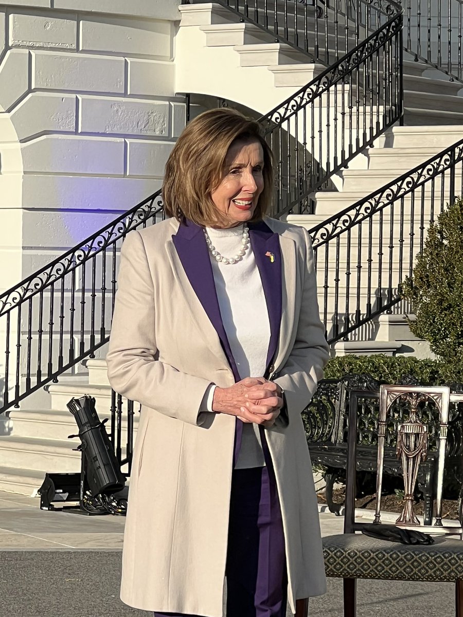 “This is not about tolerance…it’s about RESPECT,” says Speaker Pelosi of the Respect for Marriage Act. 

Smash the 💙 if you agree! 🏳️‍🌈