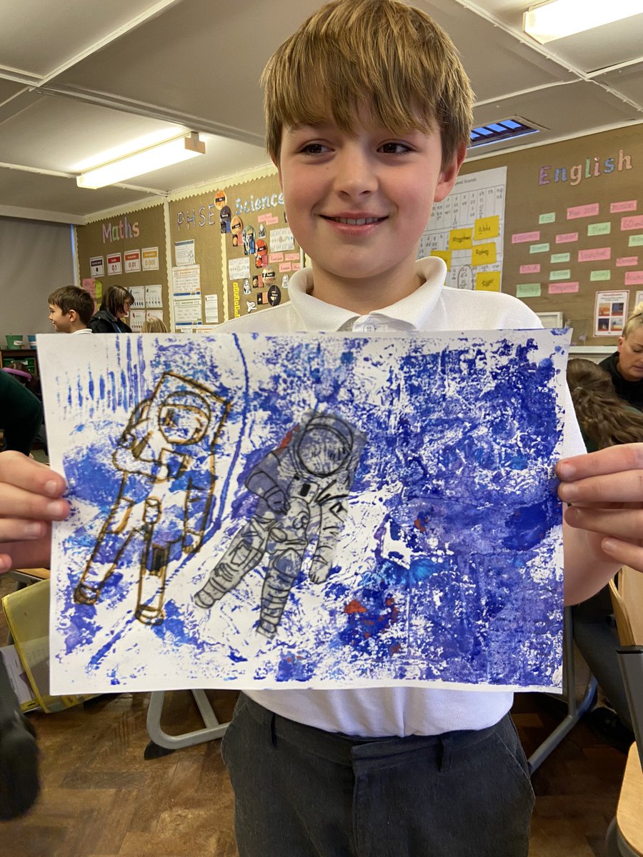 KateFinnigan22's tweet photo. Finalising our Ties Albers art project today… amazing creativity and artistic skills! 🤩 @kapowprimary @SummerhillL31 @AMPSCITT https://t.co/hCvhMgOCtN