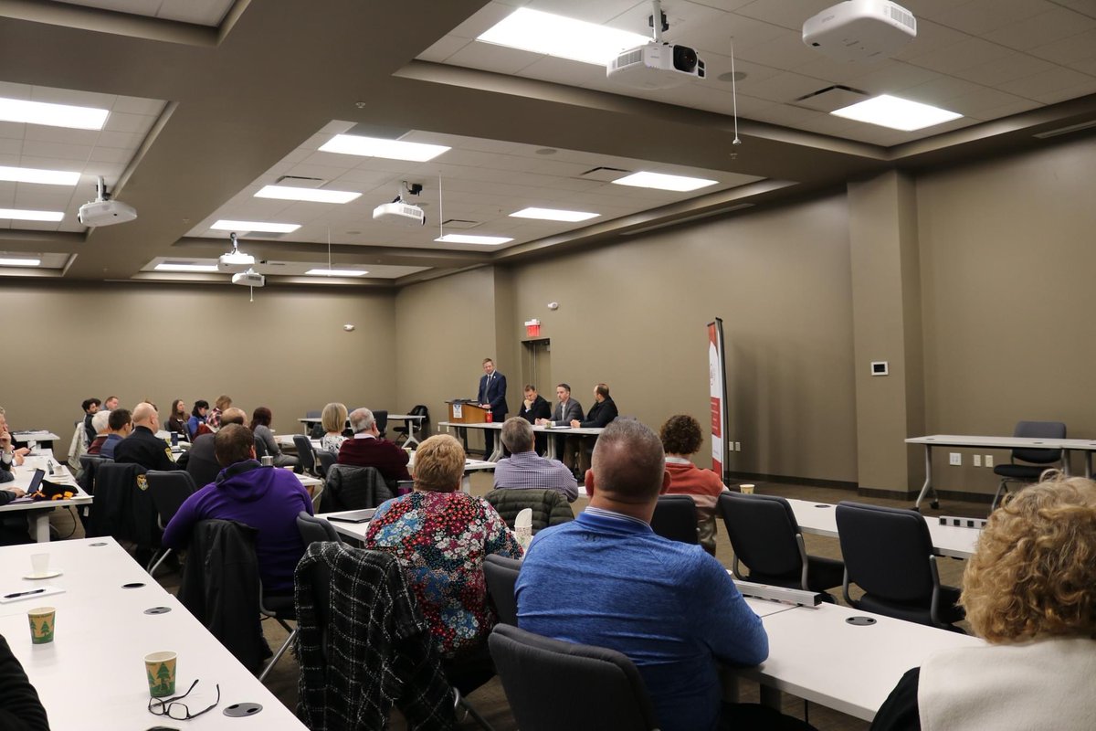 gmpublicaffairs's tweet image. It was great to hear from Mankato area legislators this morning about their priorities for the upcoming session! Looking forward to working together to help grow our economy! #mnleg @NickAFrentz @RepLFrederick @RepJeffBrand @greatermankato @AbdoSolutions