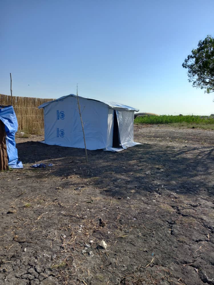 HopeRestoratio3's tweet photo. Ongoing Flooding in unity state that destroyed lives and properties, displaced families, #HRSS in partnership with @UNHCRSouthSudan are constructing over 1800 shelters in #Leer, #Mayendit, #Koch, #Mayom and #Panyijiar to resettle displace #IDPs, #PSNs, #Refugees & #Marginalized. https://t.co/sAGMtnRagW