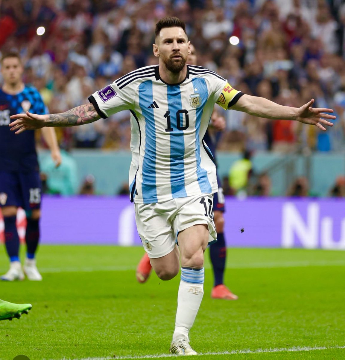 الأفضل في التاريخ قولا وفعلا ✅✅✅ 🐐