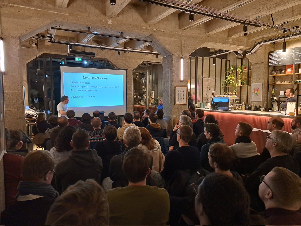 Julien_2k's tweet photo. Heureux de participer au sponsoring par  @decathlon_tech de la dernière soirée du @nantesjug avec @JosePaumard et Rémi Forax. https://t.co/6PxQZvqUvM